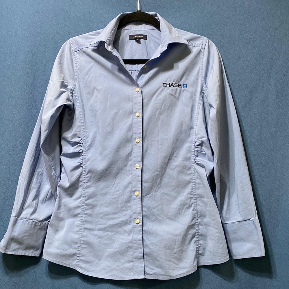 Used Lands’End buttons down long sleeves blouse size 4 good condition